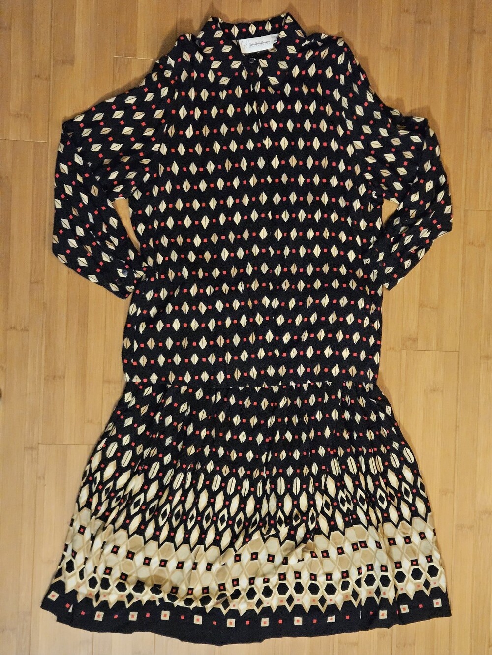 Black Geometric Print Long Sleeve Blouse Skirt Set with Cream & Red Accents